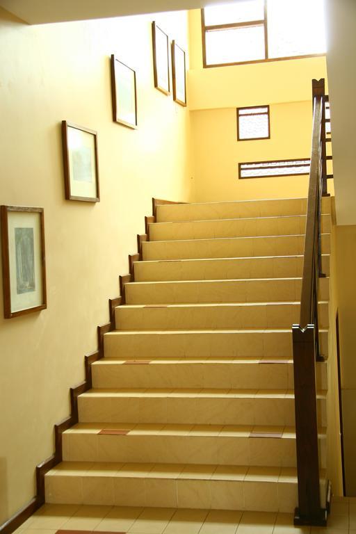 Tetirah Boutique Hotel Salatiga Buitenkant foto