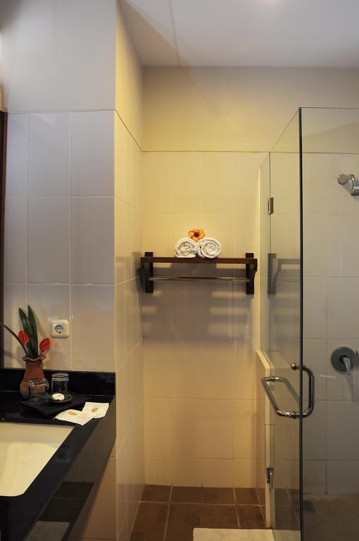 Tetirah Boutique Hotel Salatiga Kamer foto