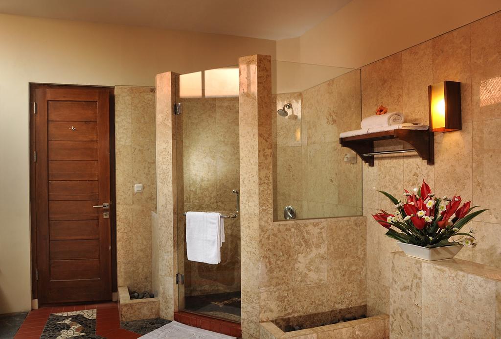 Tetirah Boutique Hotel Salatiga Kamer foto