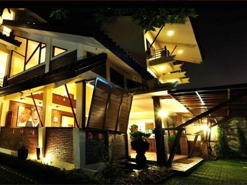 Tetirah Boutique Hotel Salatiga Buitenkant foto